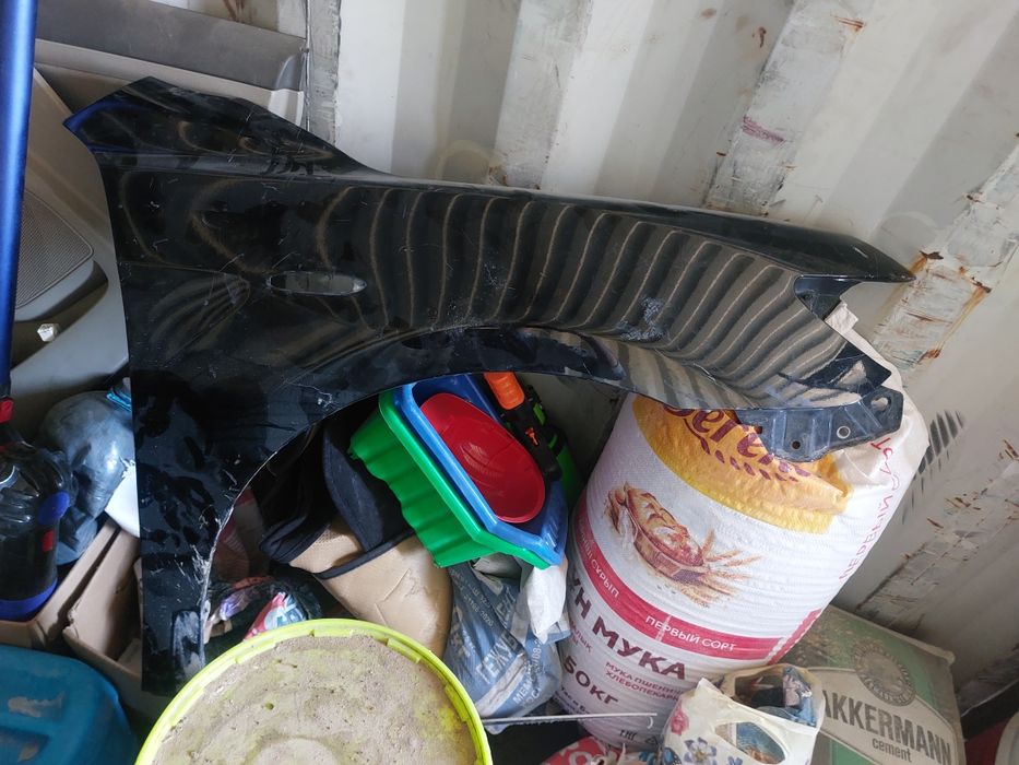 Запчастей машина