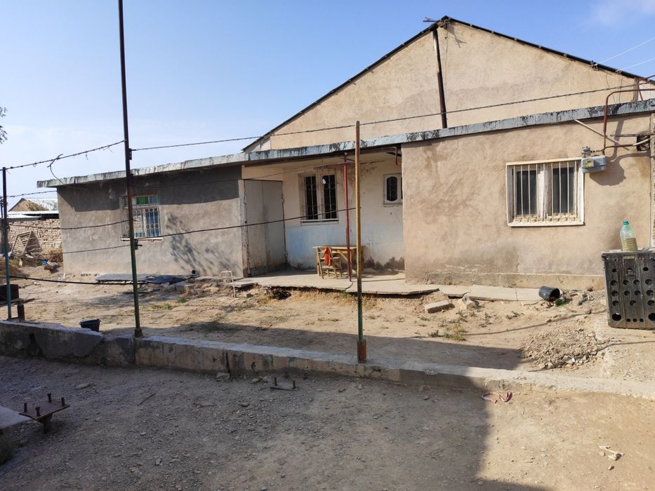 Zarafshon shahri zalatinka 2kucha 57uy