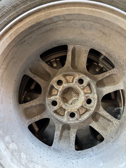 Коммлект зимней резины на дисках Митсубси