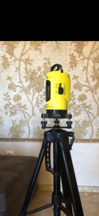 Лазерен Ротационен Самолинвелиращ Нивелир