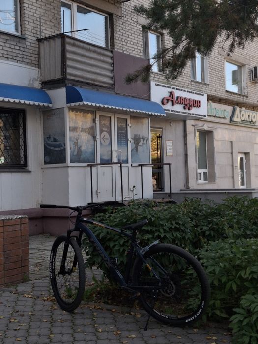 Продам Trinx M1200pro