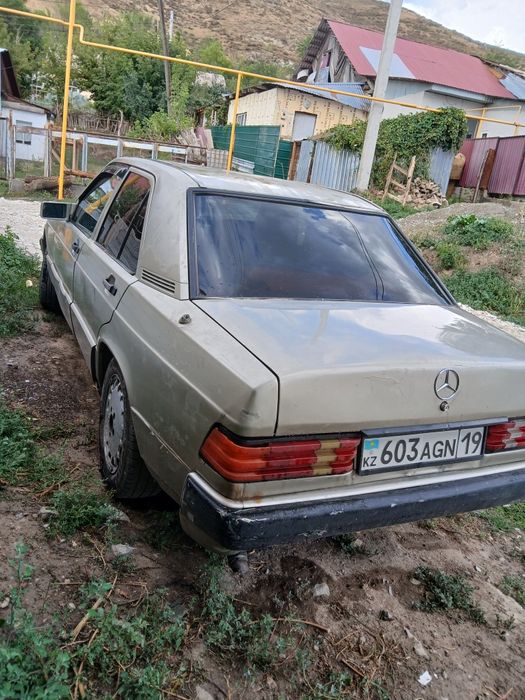 Продам автомобиль мерседес