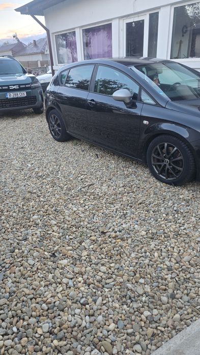 SEAT Leon 2012 — imagine 3