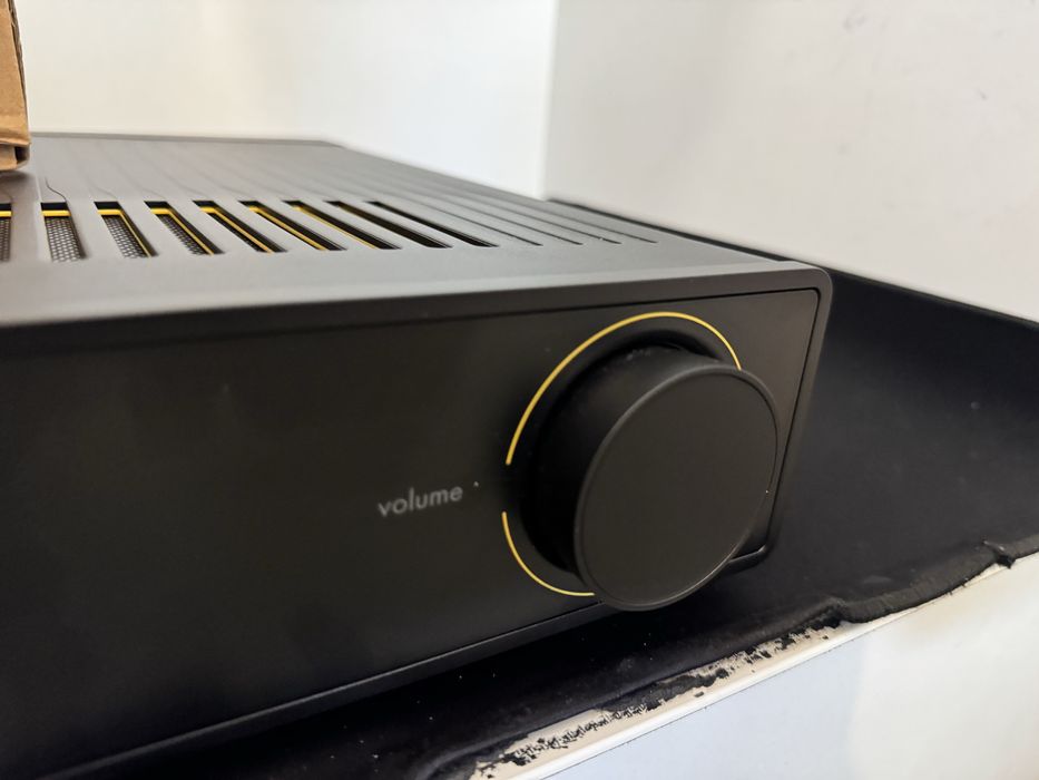 Amplificator audio Hi-Fi Stereo Arcam Radia Series A5 Integrat 350W
