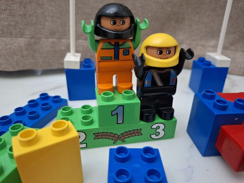 Лего дупло гонка