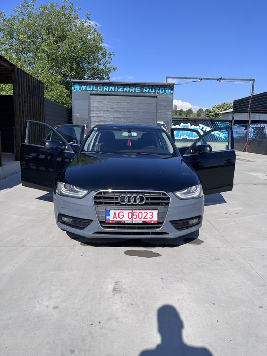 Audi A4 B8 an2012