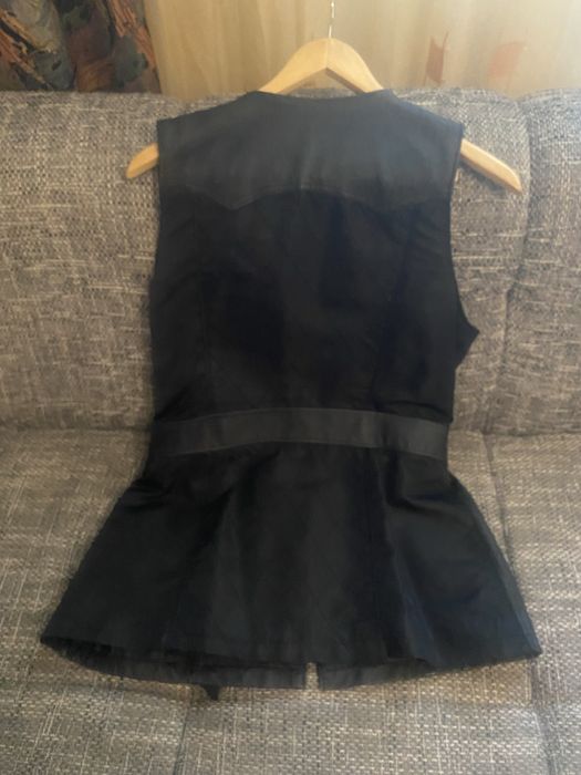 Vesta dama din piele