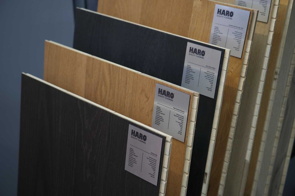 Parket 25 yil garantiyasi bilan