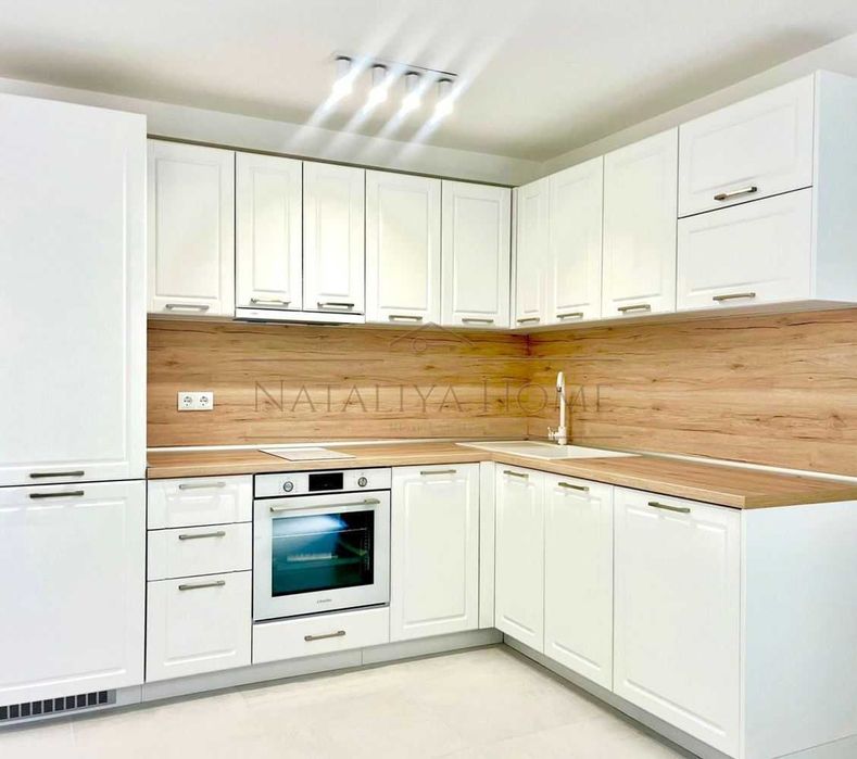 Продава се Двустаен апартамент в Созопол - 60 кв.м за 1884 €/кв.м - Снимка #3