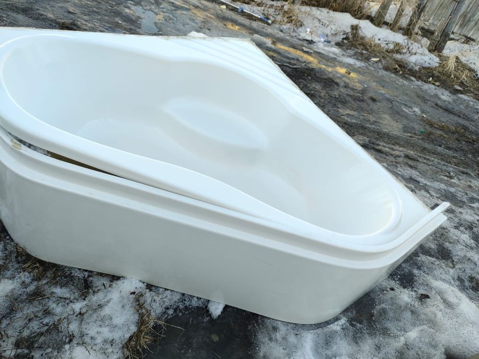 Вана угловая акриловая 150/150