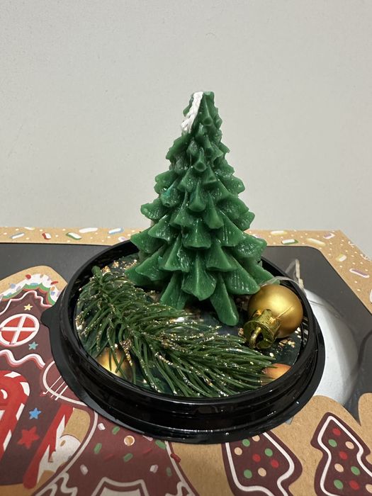 Новогодняя свеча подарок