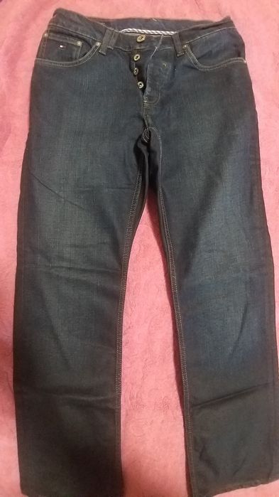 Дънки 29/30н. 5€/бр.