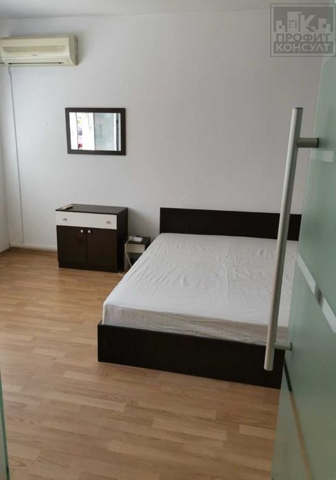 Дава се под наем Тристаен апартамент в Велико Търново, Център - 80 кв.м за 355 € - Снимка #3