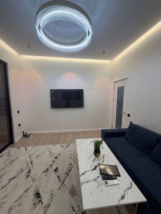 Продаётся 3/3/10 Новостройка  Яшнабадский район