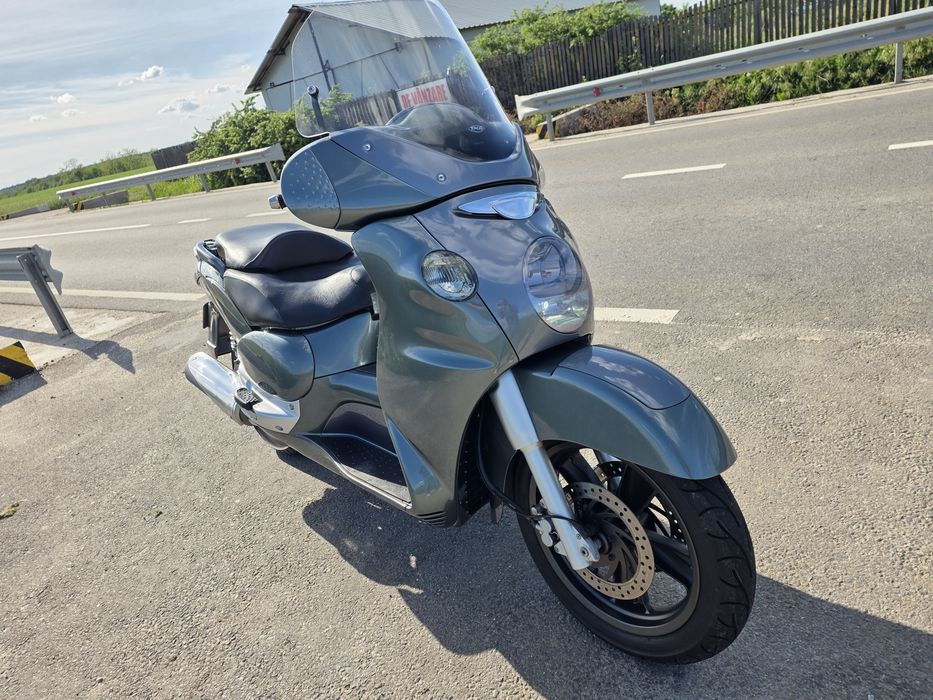 Maxiscuter Aprilia scarabeo 500 i