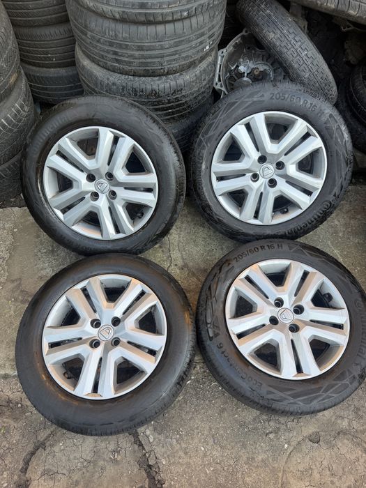 Vand diferite seturi de jante hyundai kona tucson vw audi skoda nissan peugeot volvo ford citroen duster kia honda toyota japoneze ford Y logan vag