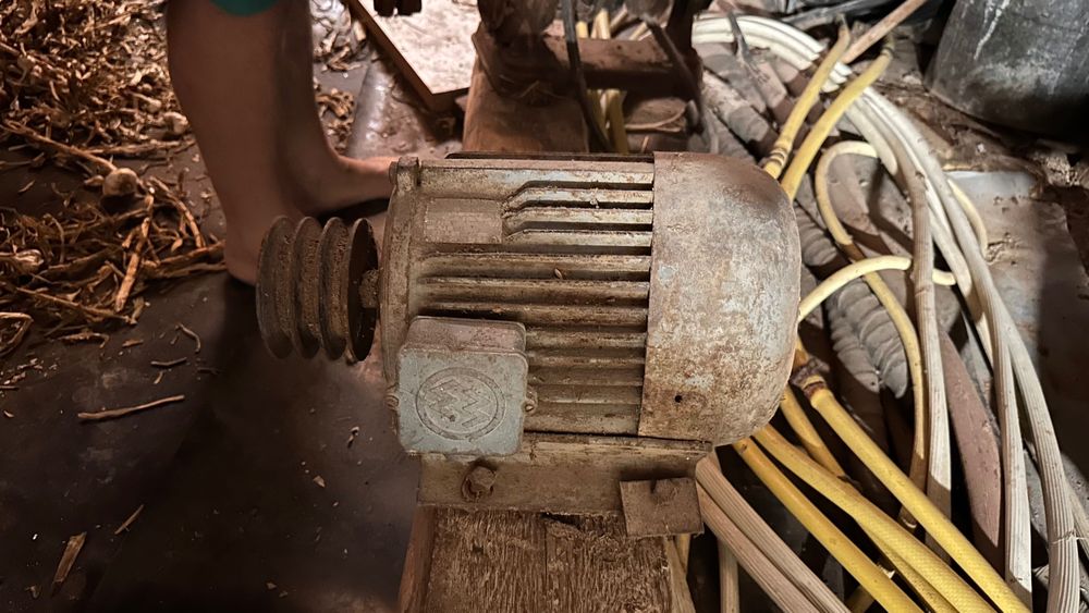 Трифазна помпа за вода