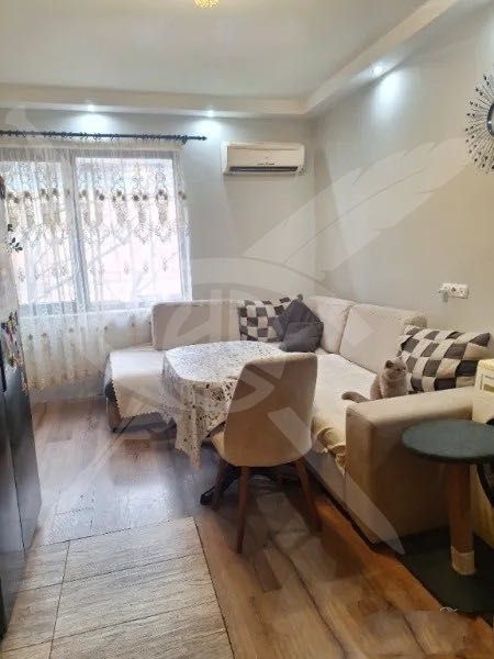 Продава се Тристаен апартамент в Пловдив, Център - 81 кв.м за 1574 €/кв.м - Снимка #3