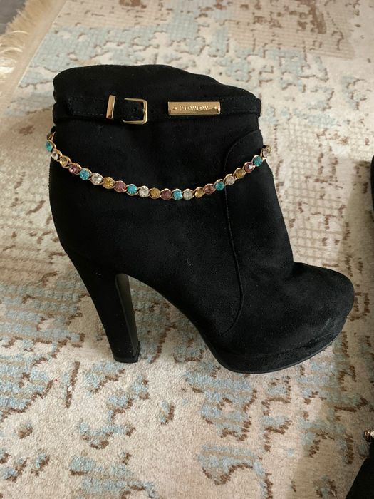 Зимние замшевые сапоги