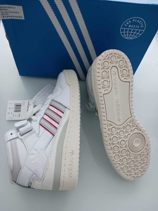 Бели кецове Adidas, естествена кожа, стелка 26см-  135лв