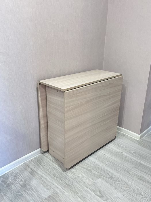 Стол книжка (продам)