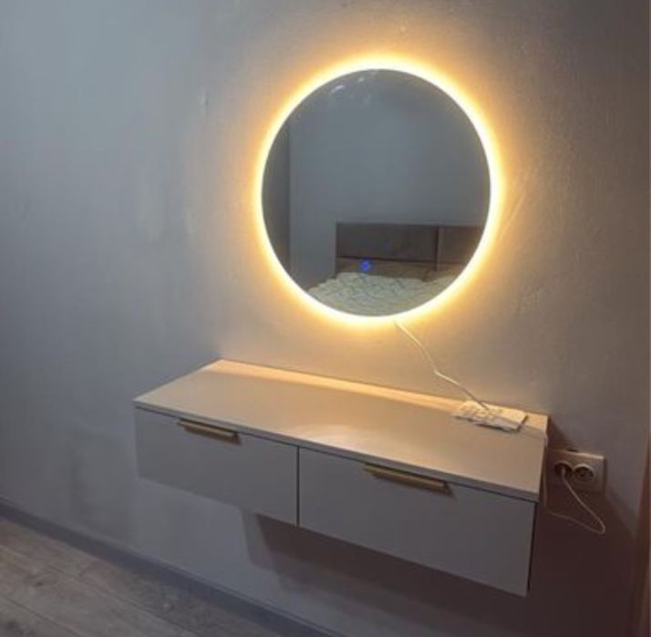 Зеркало новое круглое