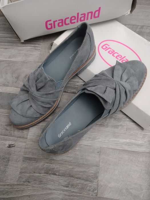 Дамски обувки ниски