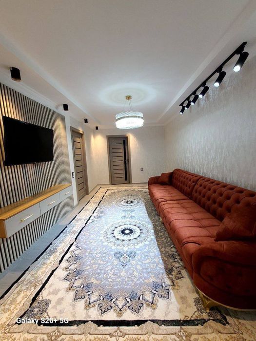 Продаётся 2х переделанно 3х комнатная квартира на 3м этаже в 4х этажно