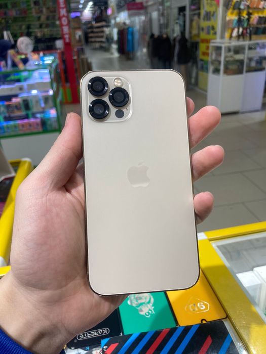 Продам iPhone 12PRO