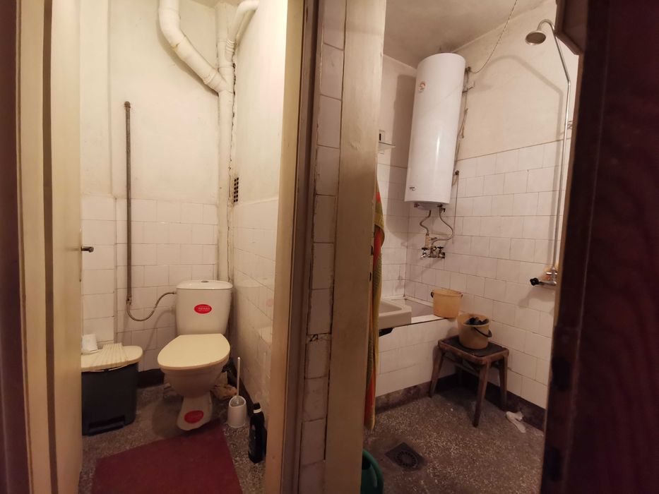 Продава се Тристаен апартамент в Плевен, 9-ти квартал - 103 кв.м за 1214 €/кв.м - Снимка #3