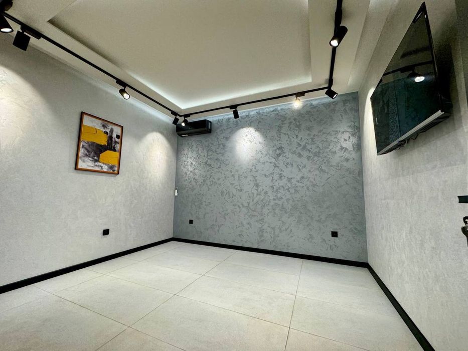 Продаю Своя Новый Нежилое Помешения Цум Школа-110 Вдоль Дороги 115м2.