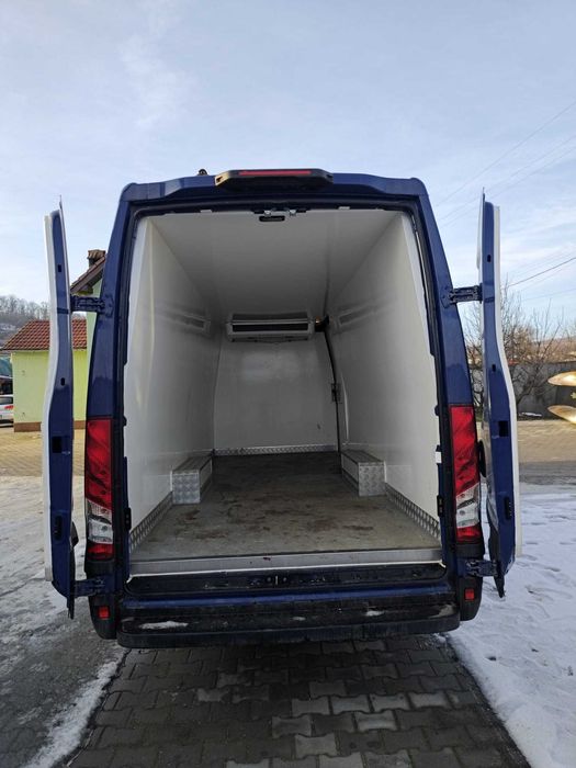 Vand Iveco cu temperatura controlată!!