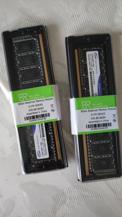 Продаю оперативную память Team Group DDR3 TED34G1600C1101 4Gb