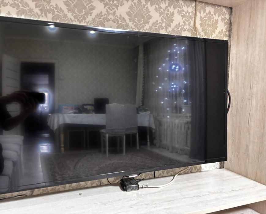 Продам телевизор