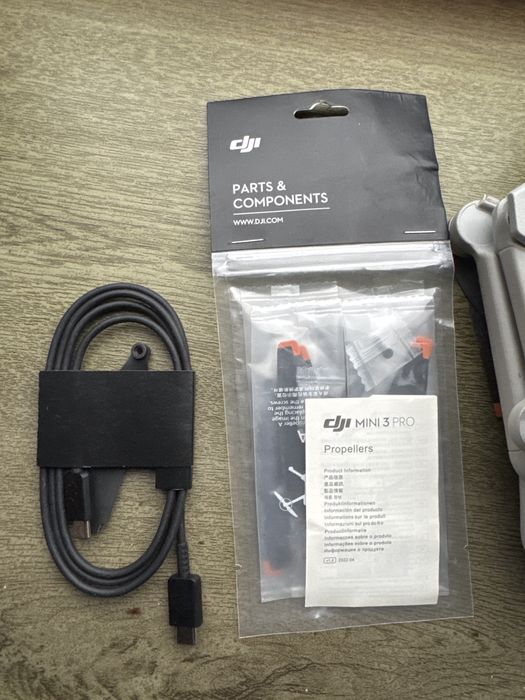 DJI mini 3 pro + DJI RC + Fly more kit plus