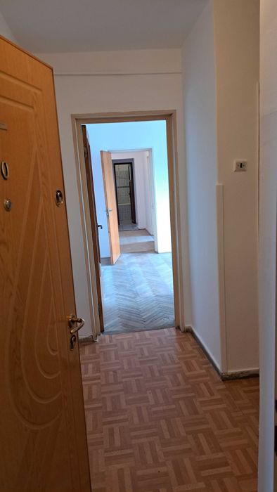 Vand apartament 3 camere S.U. 67 mp