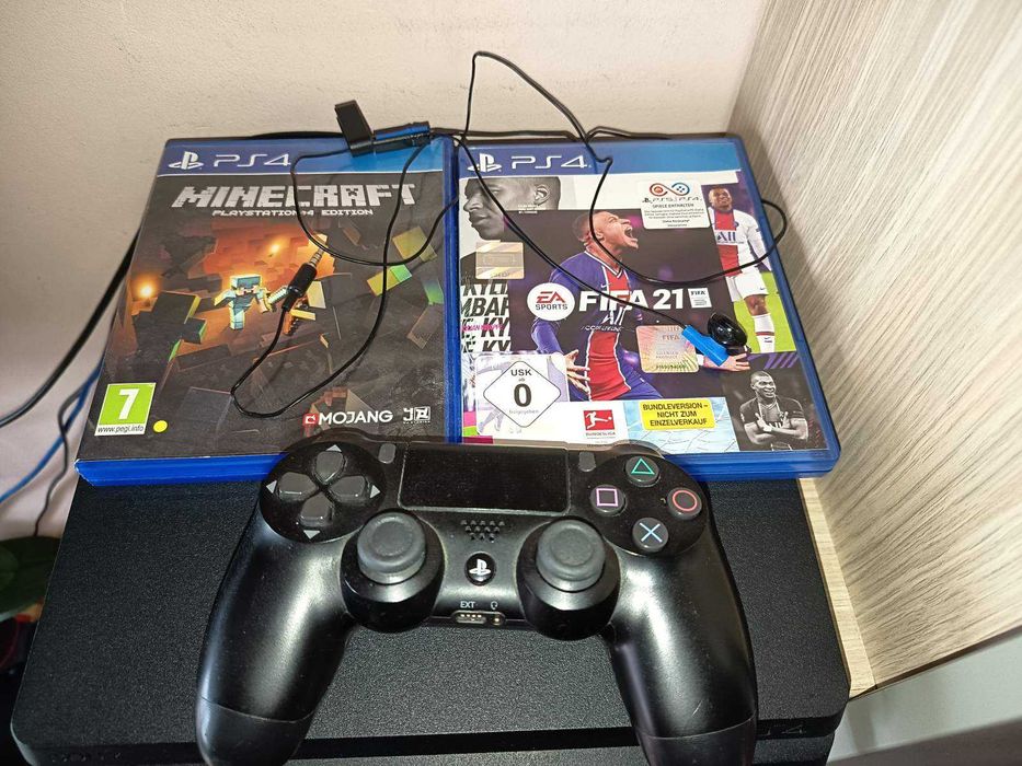 PS4 Slim + Джойстик + FIFA 21 + Minecraft