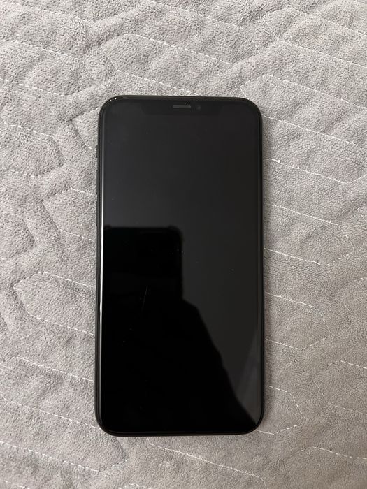 Продам iPhone 11 pro