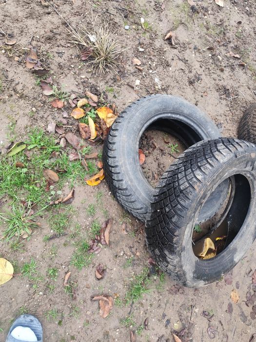 Vând cauciucuri iarna 185/65/r14