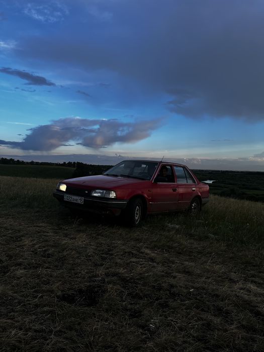 Мазда 323 BF машина
