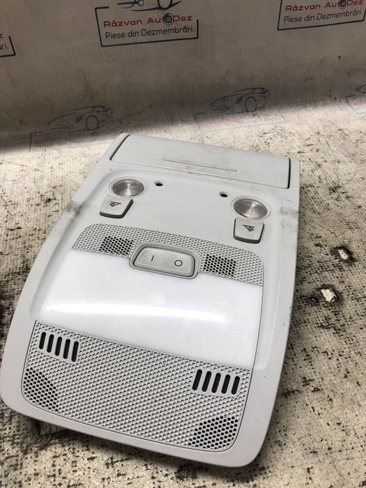 plafoniera audi a4 b8 2014