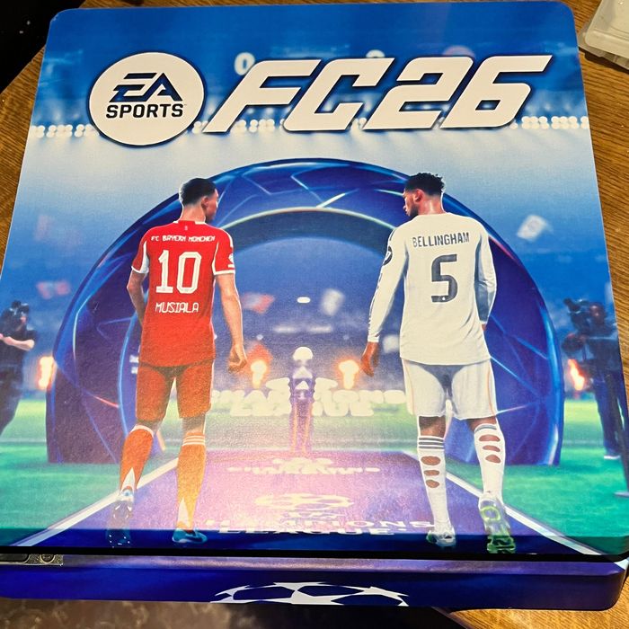 Playstation 4 Slim 1tb