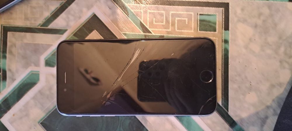 (Iphone) Айфон 6s Сатылады 20 мын!