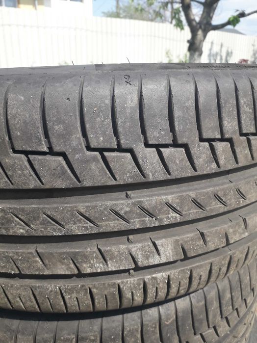 Roți pe 17" cu cauciucuri de vară