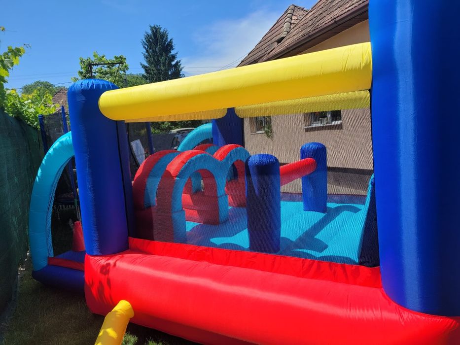 Tobogan de închiriat