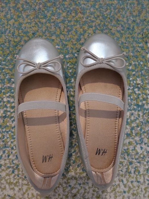 Детски обувки на H&M