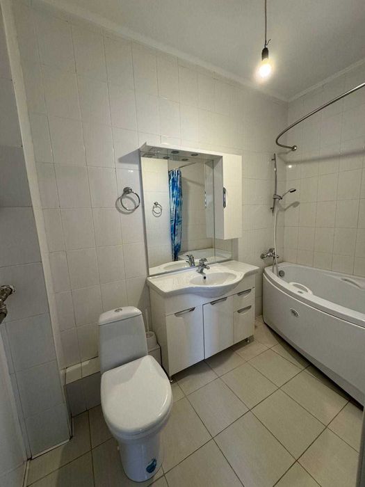 Продаётся 2-комнатная Парк Резидентс