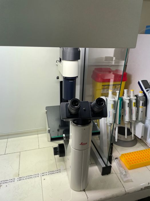 Microscop Leica Inversat