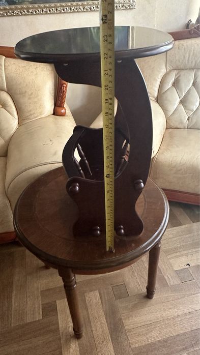 Стол для газет в офис