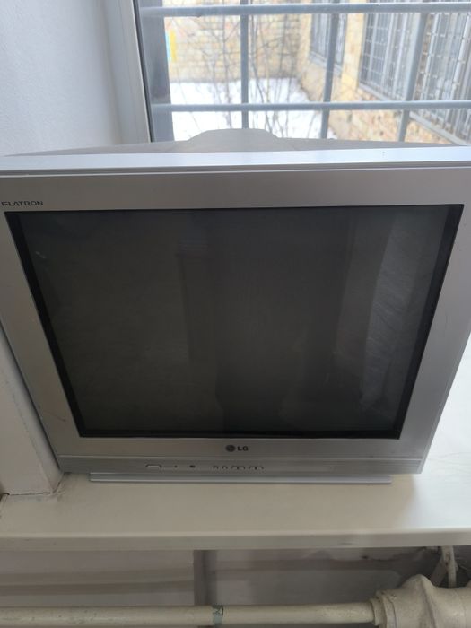 Телевизор Большой для дачи